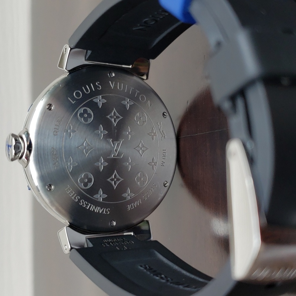 LOUIS VUITTON TAMBOUR DIVING AUTOMATIC DIAMOND BEZEL UNISEX WATCH - Picture 9 of 15